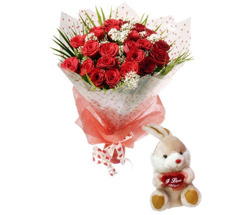 Ankara  Sincan Çiçekçi firma ürünümüz 11 adet kırmızı gül buketi ve oyuncak Ankara Yenimahalle Çiçekçi firma ürünümüz