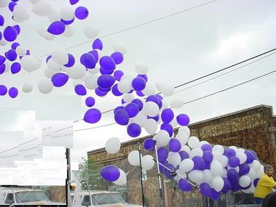 Ankara  çiçekçi den 150 adet uçan balon salıvermek