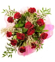 Ankara  çiçekçi den 12 adet kırmızı gül buketi Ankara 14 şubat sevgililer günü çiçek